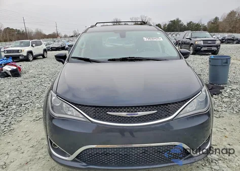 2020 Chrysler Pacifica Touring L из США, поврежденный, VIN 2C4RC1BG8LR205106